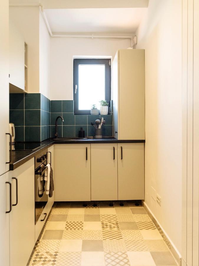 Sunny 3br Midtown Flat - Amazing View Balcony 布加勒斯特