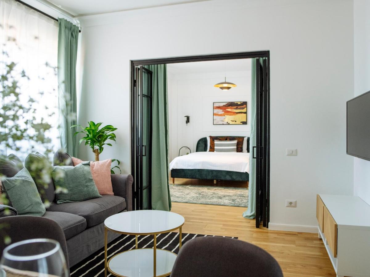 Sunny 3br Midtown Flat - Amazing View Balcony * Bucharest