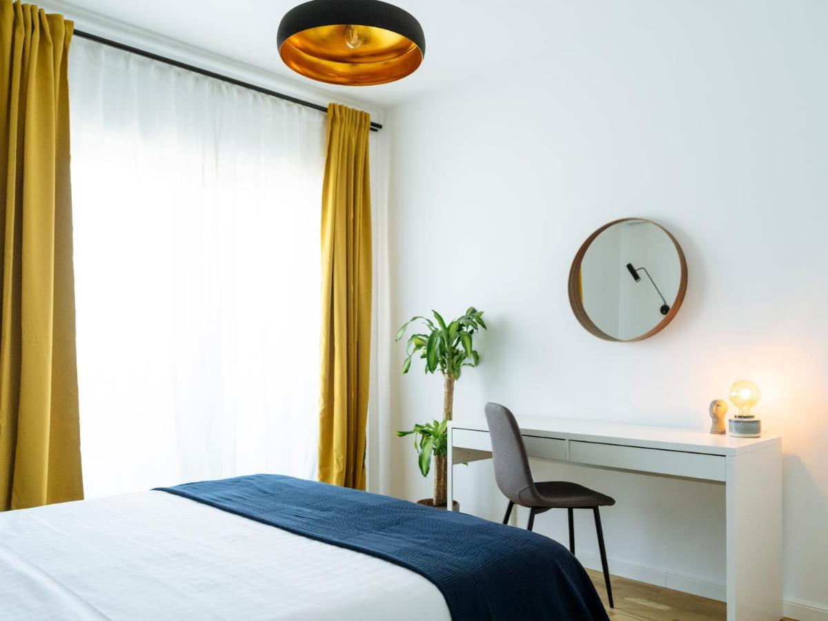 דירה Sunny 3br Midtown Flat - Amazing View Balcony בוקרשט