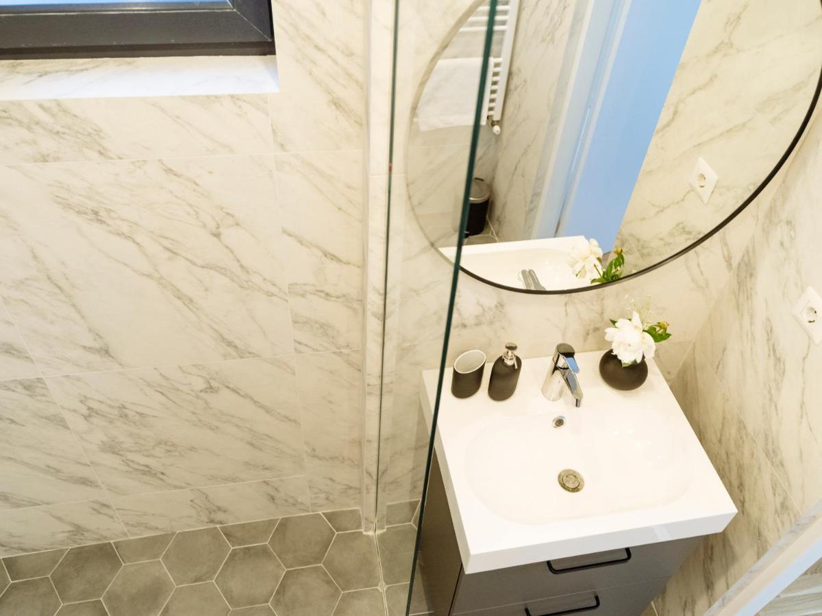 Sunny 3br Midtown Flat - Amazing View Balcony דירה *