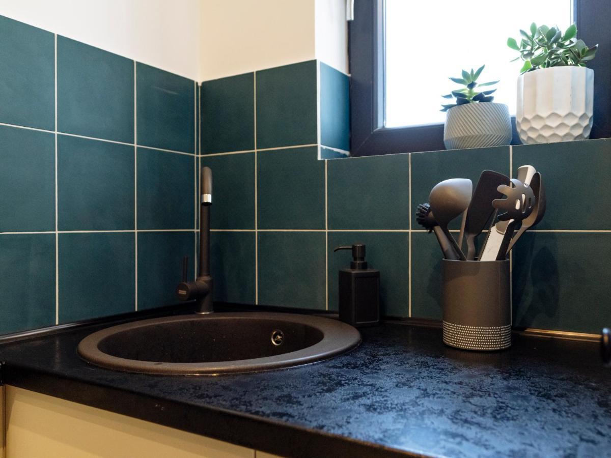 Sunny 3br Midtown Flat - Amazing View Balcony * בוקרשט